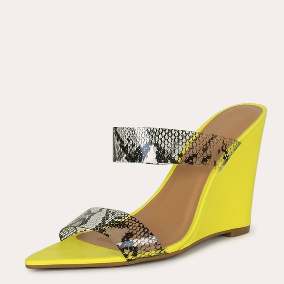 HP💃 Neon Snake Clear Band Wedge Heel Mule Sandals - Picture 2 of 4